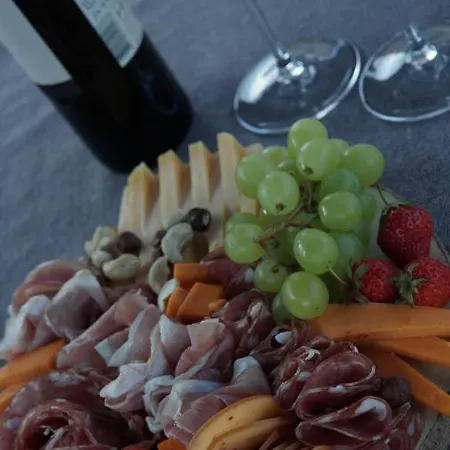 Apartma Relax Appartamento Prestranek